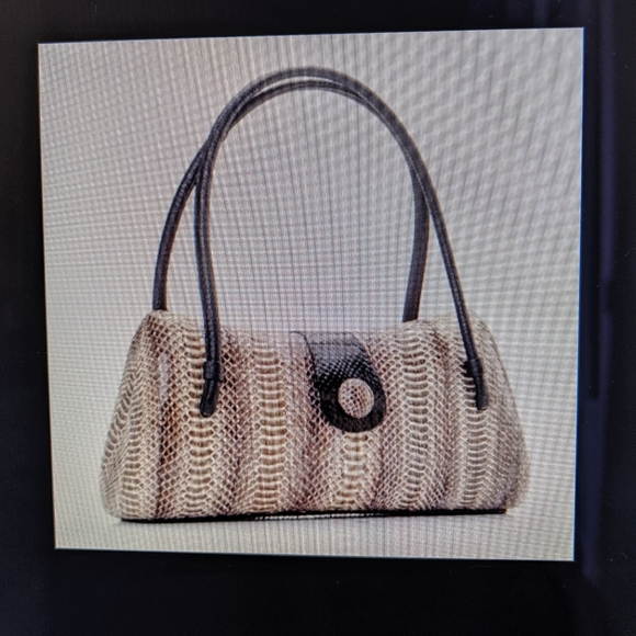 Bags - Picture 5 of 8